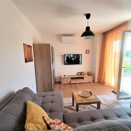 Maison d'hôtes House Lucija Family For Max 6 Persons With Pool In *