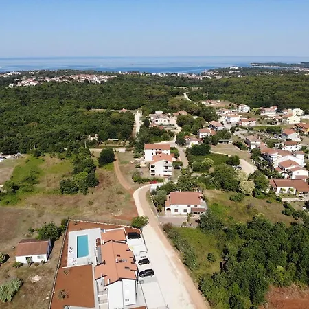 Maison d'hôtes House Lucija Family For Max 6 Persons With Pool In Poreč