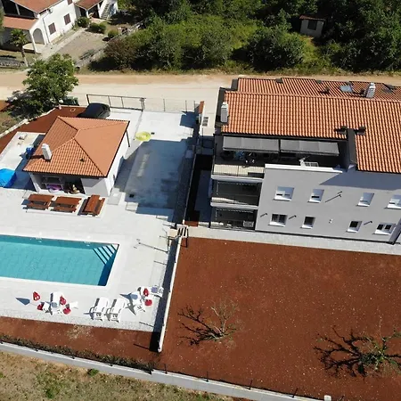 Maison d'hôtes House Lucija Family For Max 6 Persons With Pool In