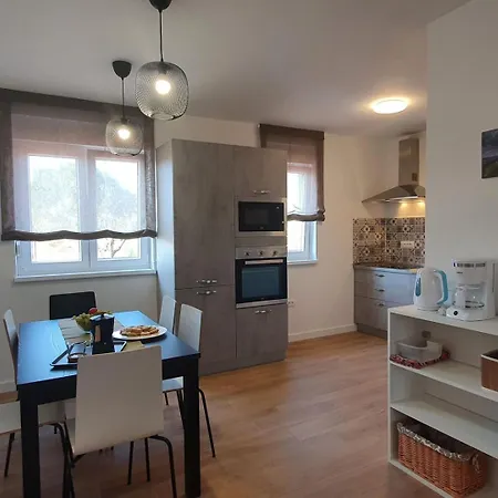 House Lucija Family For Max 6 Persons With Pool In Poreč