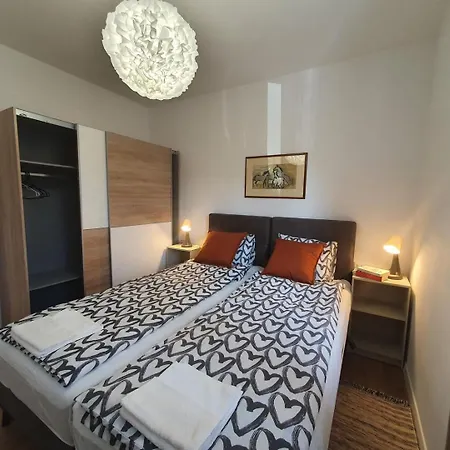 House Lucija Family For Max 6 Persons With Pool In Maison d'hôtes