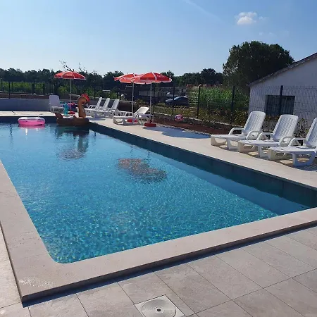Casa de hóspedes House Lucija Family For Max 6 Persons With Pool In *